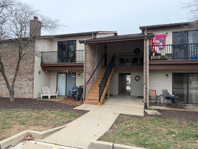 1887 Waterfront Dr N in Columbia, MO - Building Photo - Building Photo