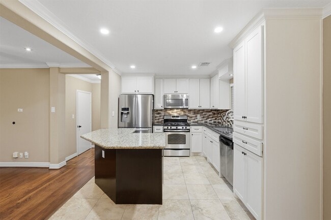 4406 Marlborough Dr in Houston, TX - Building Photo - Building Photo