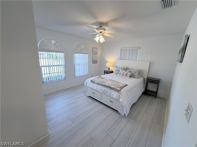 108 Palmetto Dunes Cir in Naples, FL - Building Photo - Building Photo