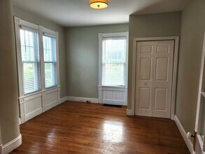 27 Elizabeth St in Bethel, CT - Building Photo - Building Photo