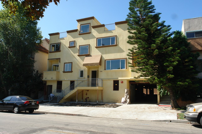 The Moorpark Residences in Sherman Oaks, CA - Building Photo - Building Photo