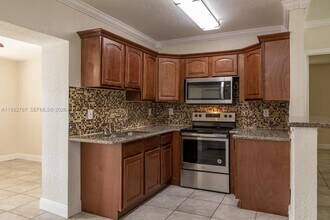 9750 Jamaica Dr in Cutler Bay, FL - Building Photo - Building Photo