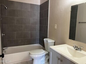 4027 E Moreland St in Phoenix, AZ - Building Photo - Building Photo