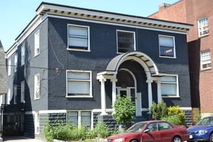 Luna Mia Co-Living Studios in Seattle, WA - Building Photo