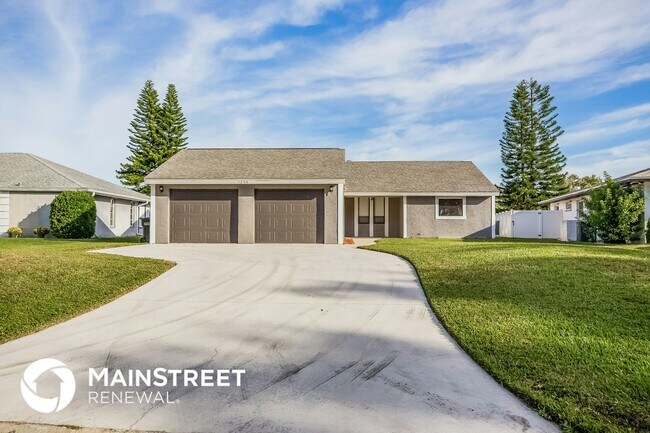 1253 Paradise Way in Venice, FL - Foto de edificio - Building Photo