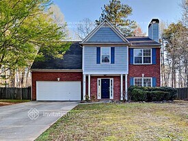 5755 Woodstone Dr in Cumming, GA - Building Photo
