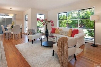 436 Via Herbosa in Novato, CA - Building Photo - Building Photo