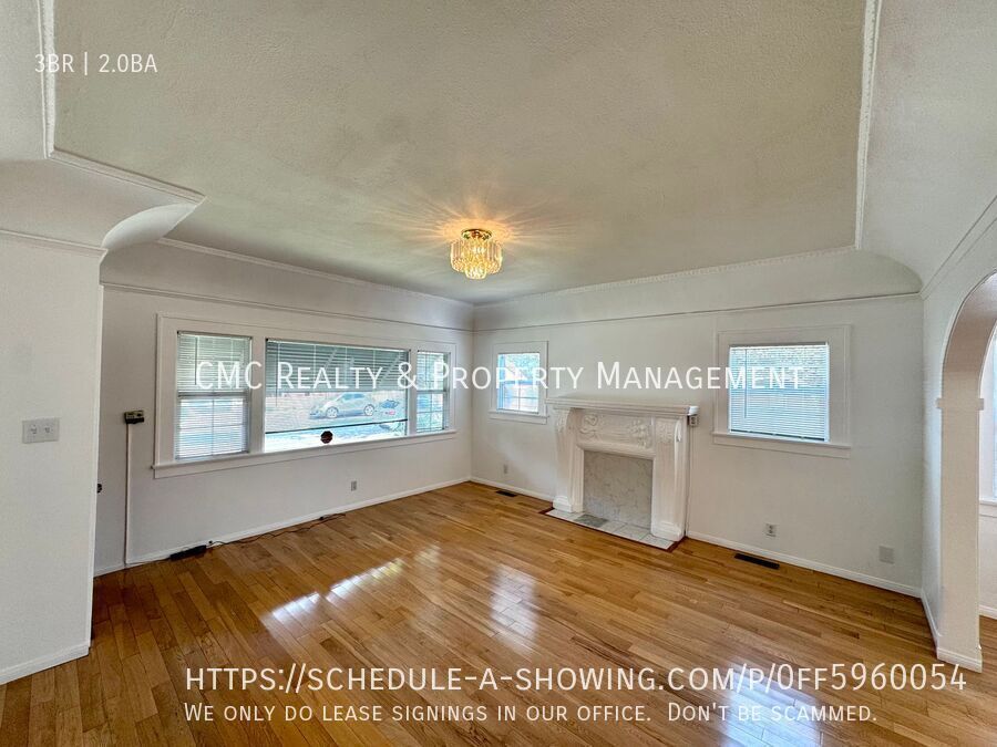 234 Roswell Ave in Long Beach, CA - Building Photo