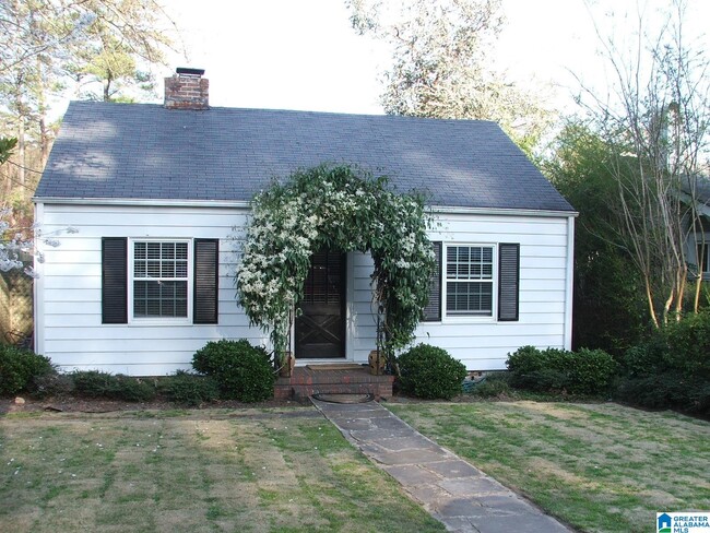 403 St Charles St in Birmingham, AL - Foto de edificio - Building Photo