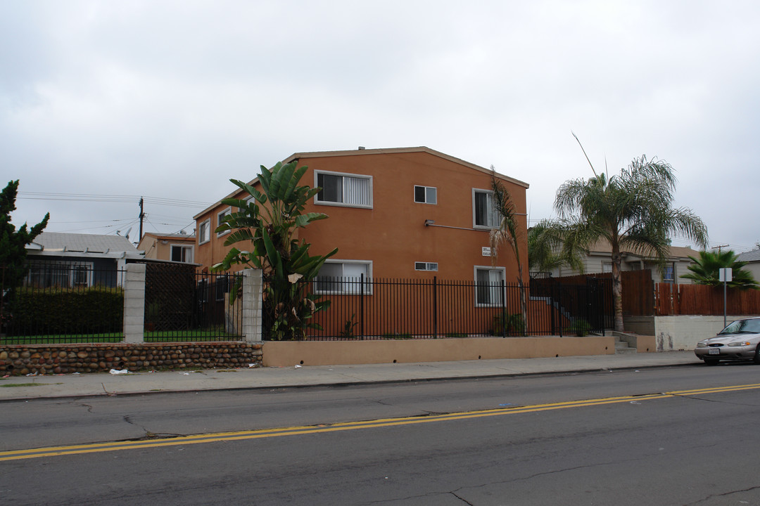 3810 Euclid Ave in San Diego, CA - Foto de edificio