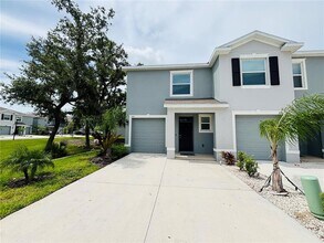299 Mangrove Shade Cir in Apollo Beach, FL - Building Photo - Building Photo