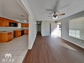 6575 Ridgewood Rd in Horn Lake, MS - Building Photo - Building Photo