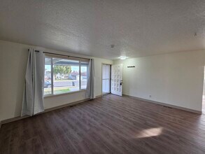 1607 S Olson St in Kennewick, WA - Building Photo - Building Photo