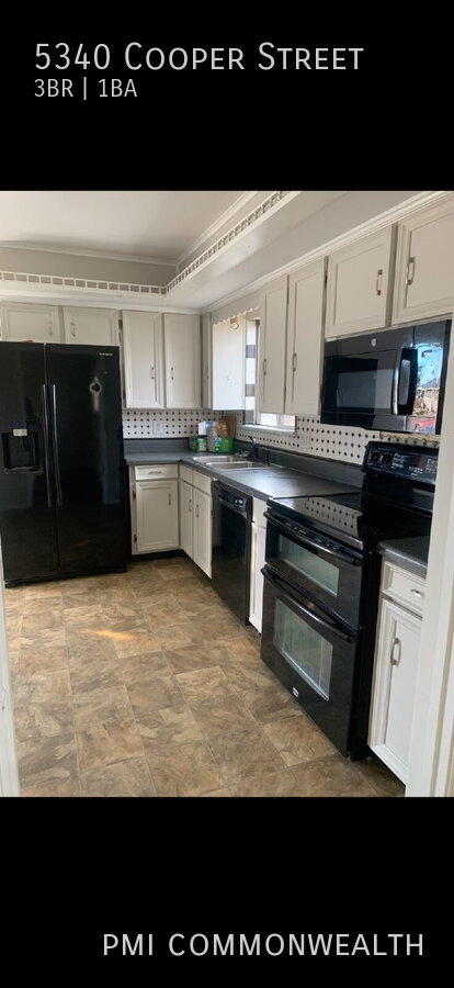 5340 Cooper St in Hollins, VA - Building Photo - Building Photo