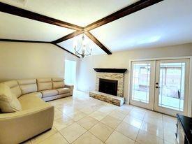 2821 Maydelle Ln in Farmers Branch, TX - Building Photo - Building Photo