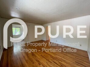 1511 SE Oak St in Portland, OR - Building Photo - Building Photo