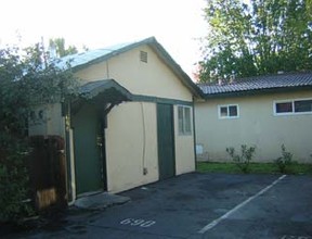 670-700 Boyd St in Santa Rosa, CA - Building Photo - Building Photo