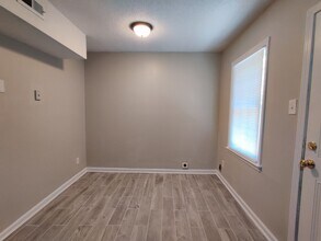 334 N Hoskins Rd in Charlotte, NC - Building Photo - Building Photo