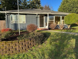 5013 N 19th St in Tacoma, WA - Building Photo