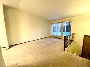 16199 Flagstaff Ct S in Rosemount, MN - Building Photo - Building Photo