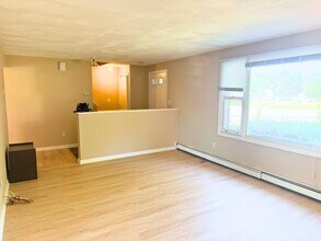25 Clark St in Waltham, MA - Building Photo - Building Photo
