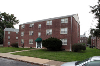 Parklynn Apartments in Wilmington, DE - Building Photo - Building Photo