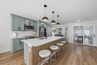 1144 Harrison Ln in Hurst, TX - Building Photo - Building Photo