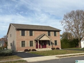 1055 Decatur St in Bethlehem, PA - Building Photo - Building Photo