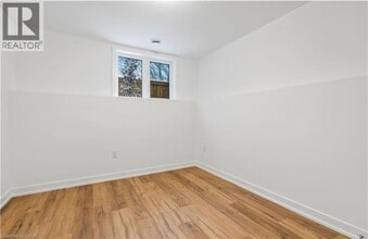 781 Clare Ave in Welland, ON - Building Photo - Building Photo