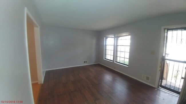 property at 11938 Smalley Ave