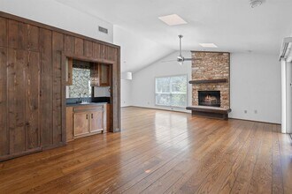 2005 S Oak Canyon Rd in Austin, TX - Building Photo - Building Photo