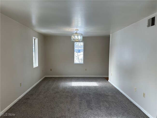 761 E Park Ave in Columbiana, OH - Building Photo - Building Photo