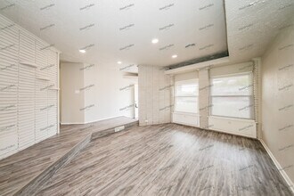 821 SW 48th St in Oklahoma City, OK - Building Photo - Building Photo