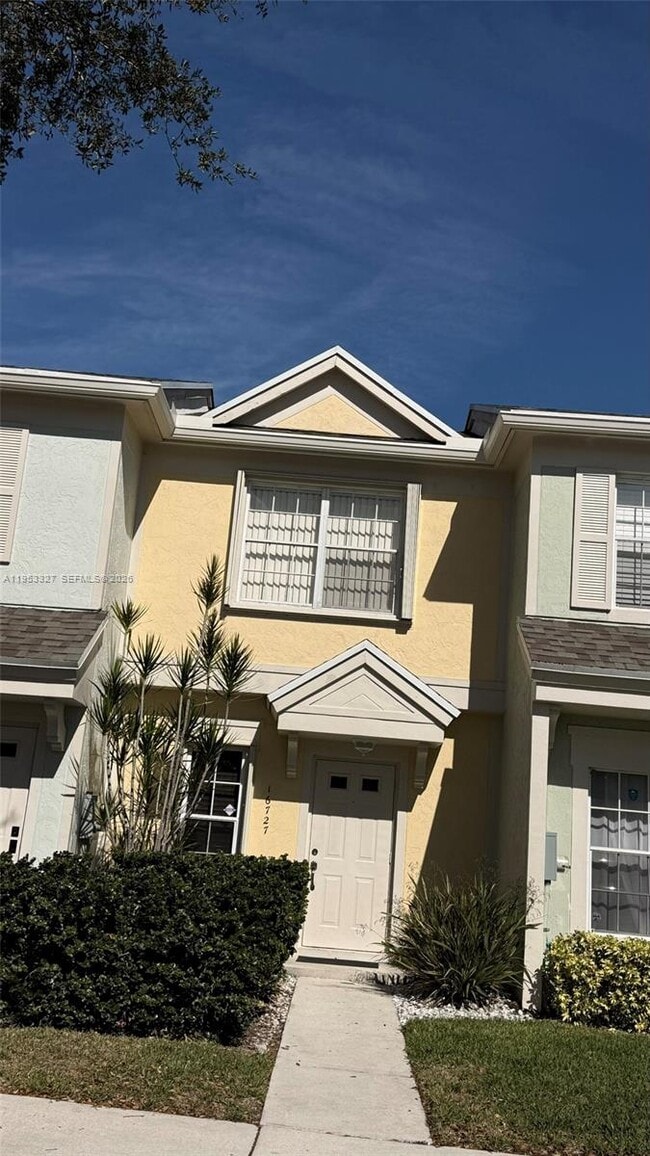 16727 Hemingway Dr in Weston, FL - Building Photo - Building Photo