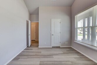 2009 W Charlotte Pl in Broken Arrow, OK - Building Photo - Building Photo