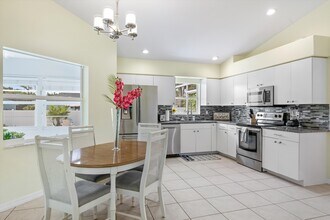 4040 S Cranberry Blvd in North Port, FL - Building Photo - Building Photo