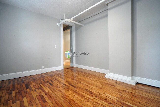 15 Carol Ave