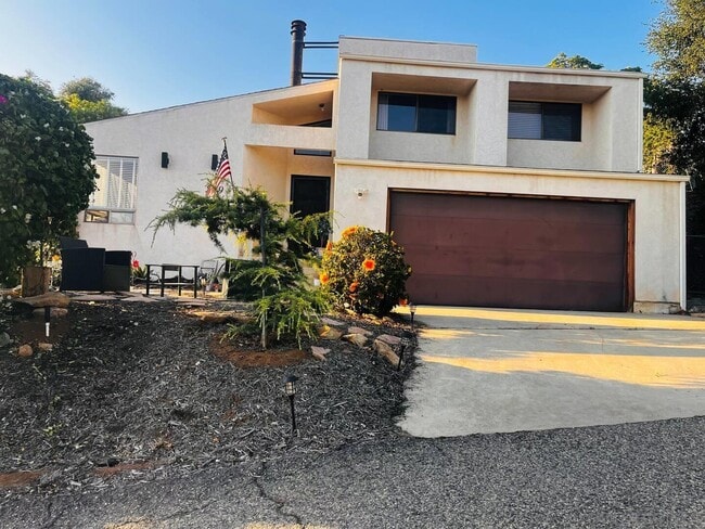 property at 519 Minnesota St