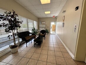 8900 Collins Ave in Surfside, FL - Building Photo - Building Photo
