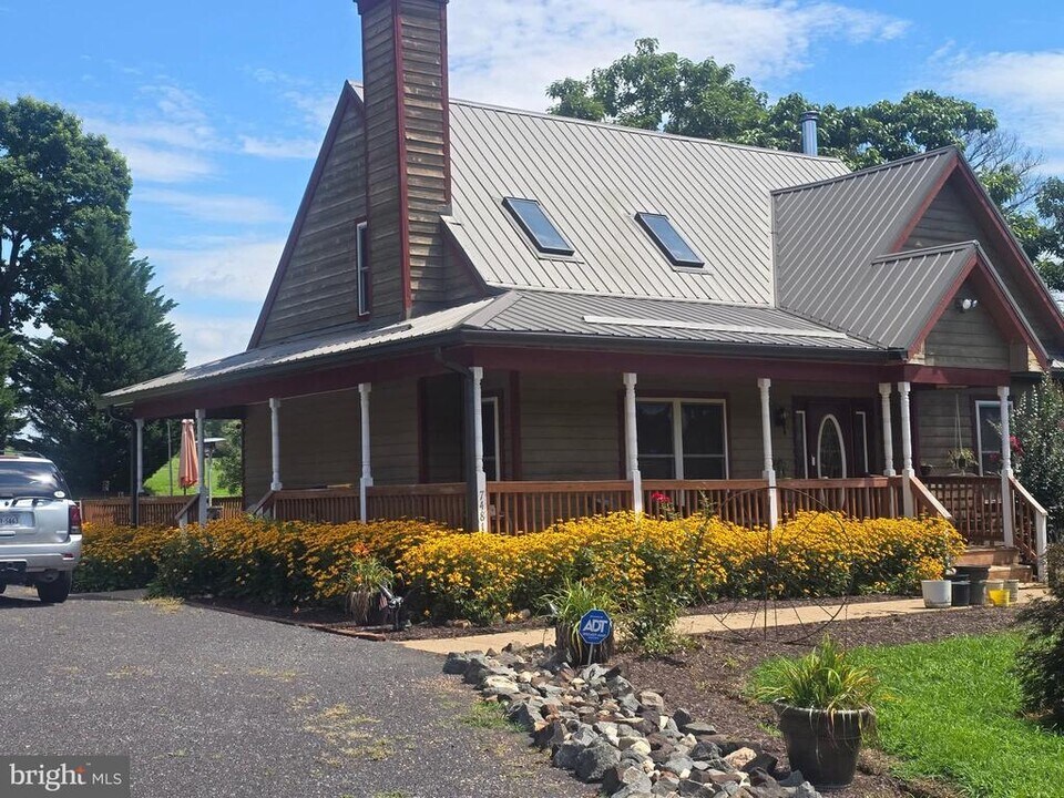 7481 Noell Rd in Rixeyville, VA - Building Photo