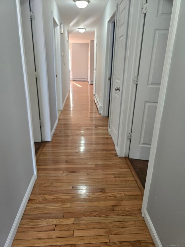 68 Green St in Hartford, CT - Building Photo - Building Photo