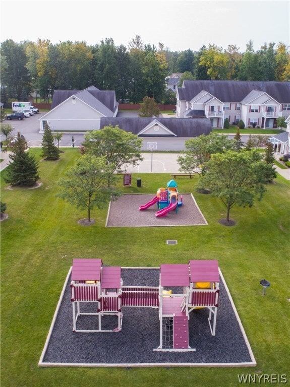 5 Autumn Creek Ln in Amherst, NY - Foto de edificio - Building Photo