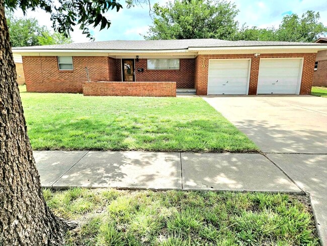 property at 3705 36th St