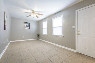 1005 Rosepoint Dr in Houston, TX - Building Photo - Building Photo