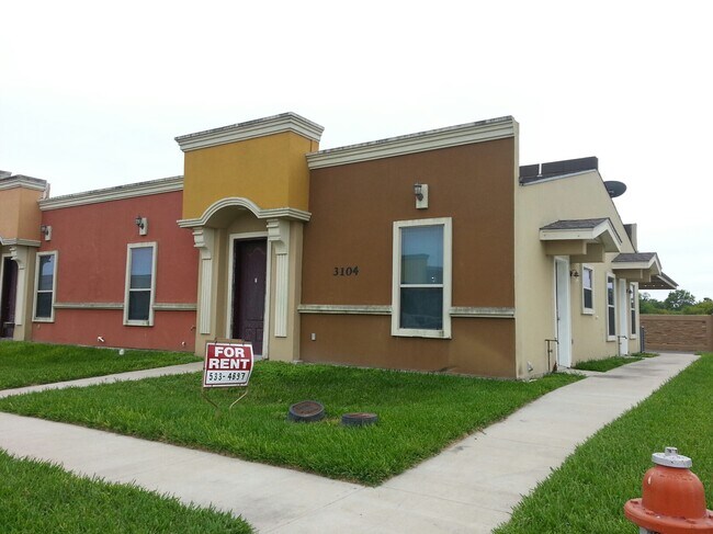 3104 Scotland Dr in Edinburg, TX - Building Photo - Building Photo