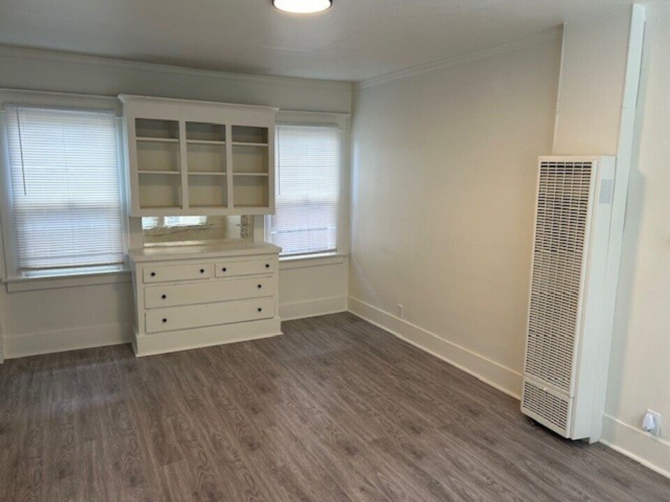 1730 E. 7th St. #17 in Long Beach, CA - Foto de edificio