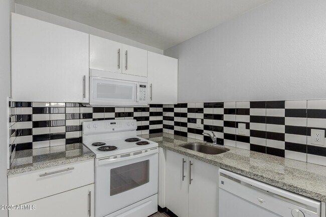 1222 W 4th St in Tempe, AZ - Building Photo - Building Photo
