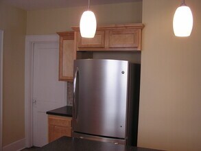 425 Roosevelt Ave in Syracuse, NY - Foto de edificio - Building Photo