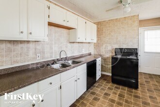 11408 E Scarritt Ave in Sugar Creek, MO - Building Photo - Building Photo