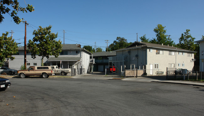 655-665 Nordale Ave in San Jose, CA - Foto de edificio - Building Photo